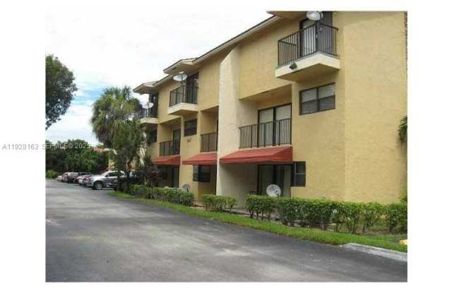 2997 Riverside Dr photos photos