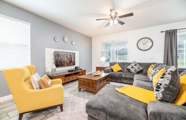 9036 Stinger Drive Gallery 2