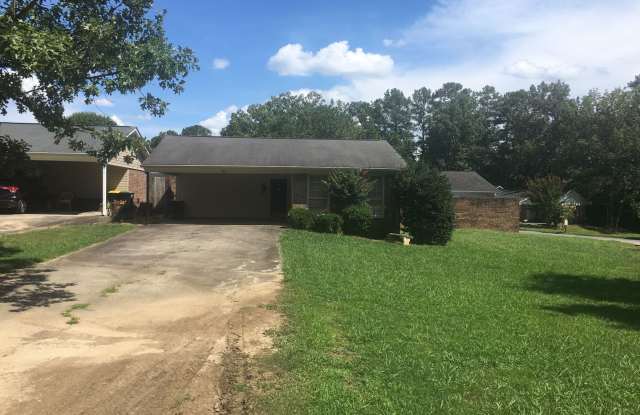 Nice 2/2 Home in West Rome $1095 - 51 Conifer Ring, Rome, GA 30165
