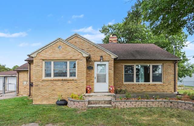 1397 M 139 Gallery 1