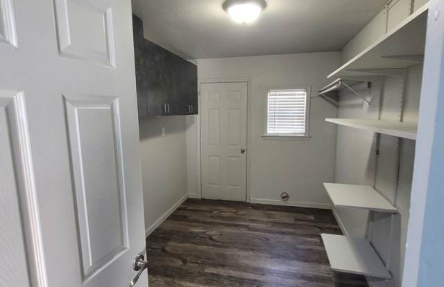 555 E Harmon – Midwest City, OK Gallery 3