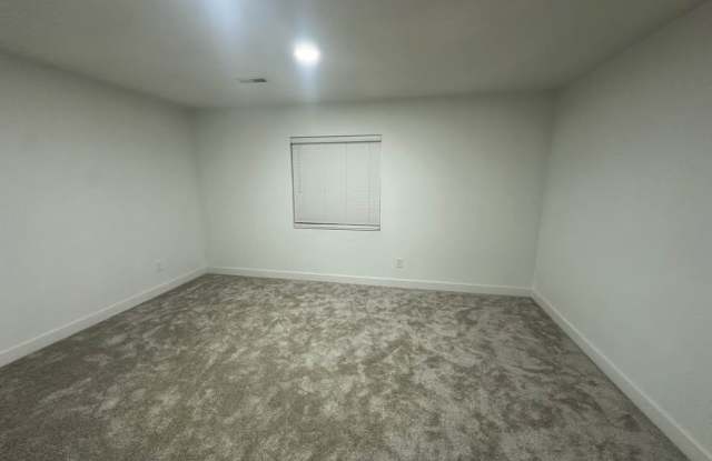 634 W 1360 N Gallery 4