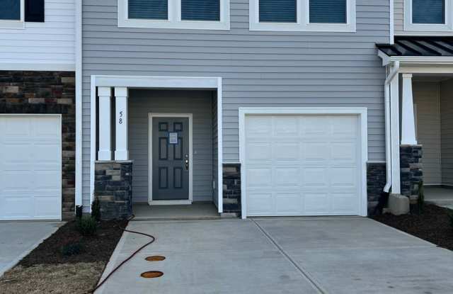 Minutes from Downtown Angier 3 bed photos photos