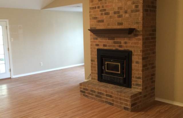 Charming 3 Bedroom in Flint! Coming Soon! Gallery 4