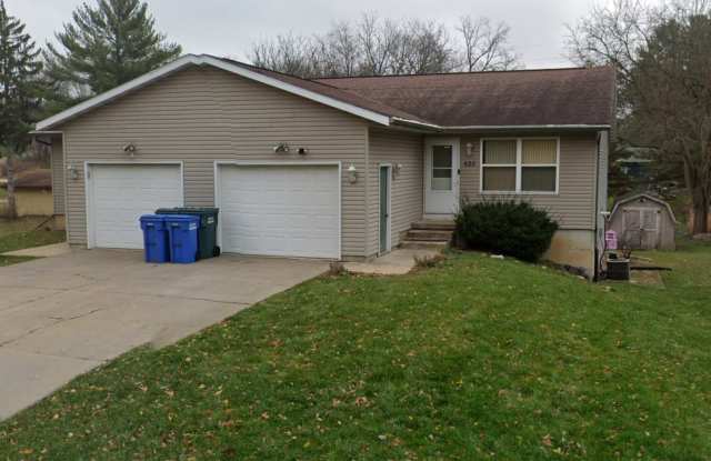 Ellis Avenue Duplex photos photos