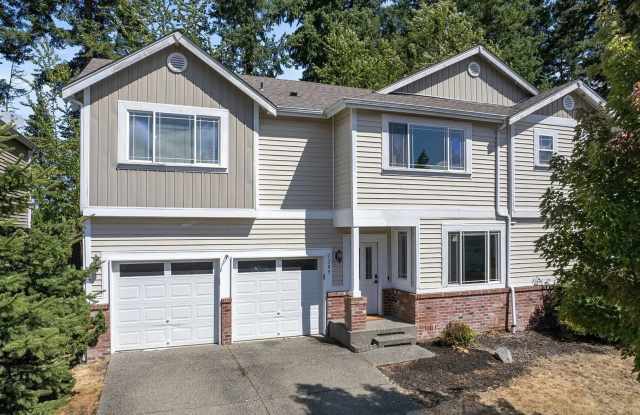 4 Bed + Bonus Room, 2.5 Bath Home in Coyote Ridge w/ Park Access  Garage! - 1285 Koda Circle Southeast, Port Orchard, WA 98366