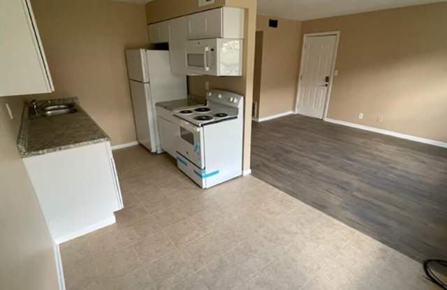 3109 Springfield Dr Gallery 4
