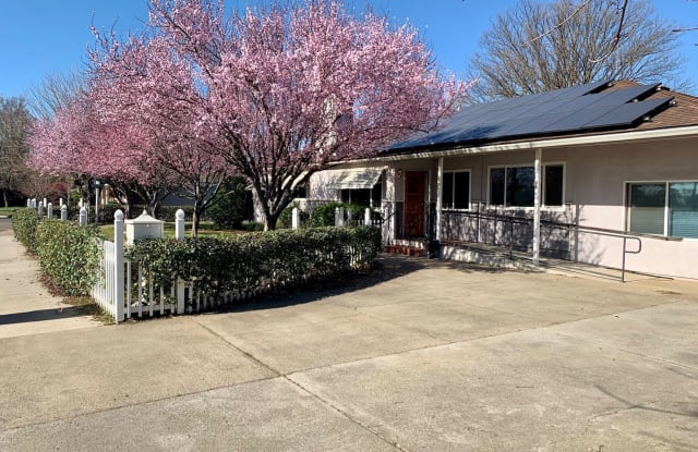278 Panama Ave - 278 Panama Avenue, Chico, CA 95973