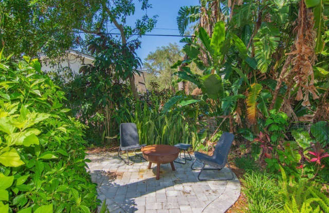 3902 Sabal Palm Drive Gallery 3