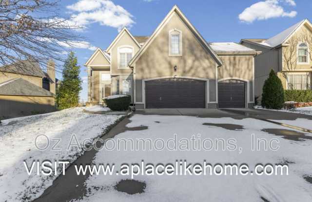 14305 Robinson St - 14305 Robinson Street, Overland Park, KS 66223