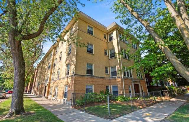 4105 N Spaulding, Gallery 3