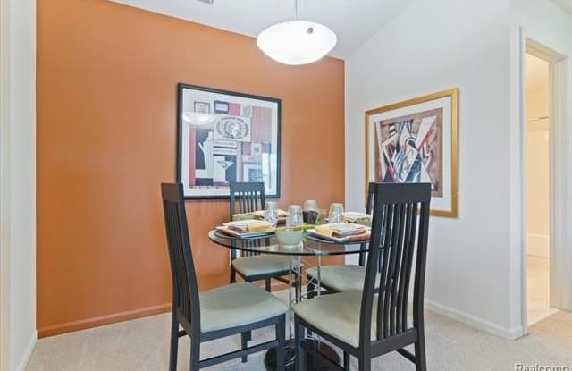 44354 Pine Drive Gallery 3