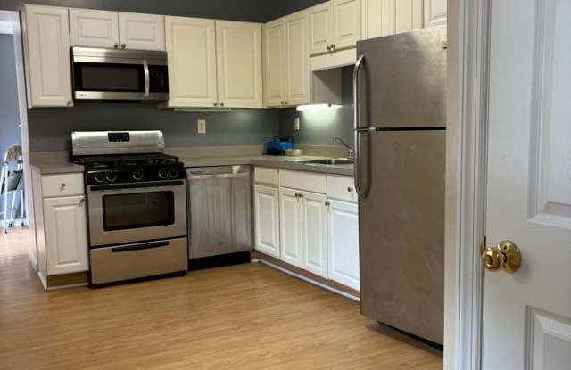 New 2 bedroomSouth Side House photos photos