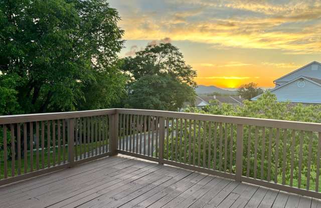 Brentwood/Crieve Hall end unit Condo -available now -3 bedroom 2 bath with sunset views large deck photos photos