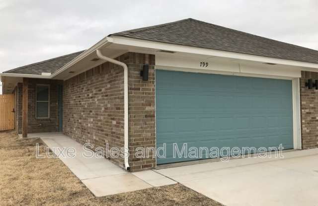 799 SW 13th St photos photos