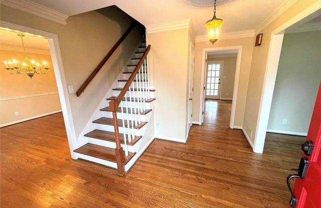 1150 Falstaff Drive Gallery 3