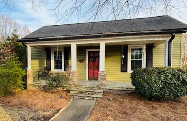 109 S. Rose, Ave. Kannapolis 28083 photos photos