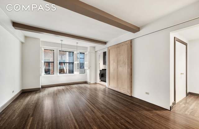 339 East 58th Street photos photos