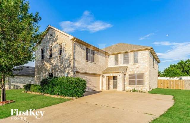 324 Bob White Drive - 324 Bob White Drive, Red Oak, TX 75154