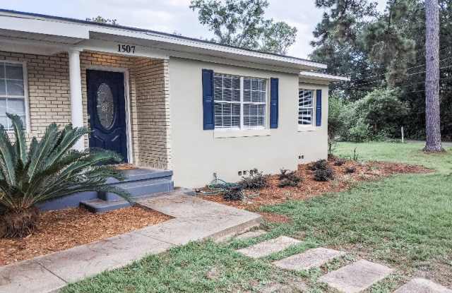 1507 Dacron Dr photos photos