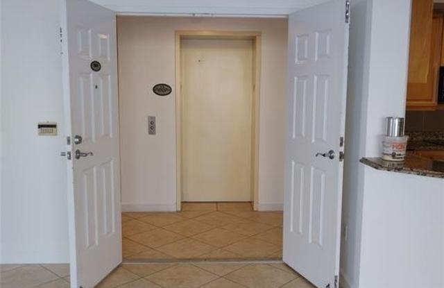 100 S Birch Rd photos photos