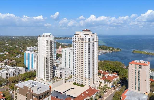 300 BEACH DRIVE NE 302 photos photos