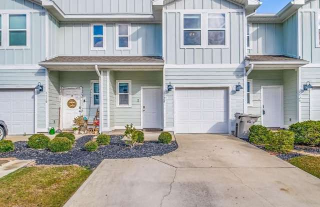 1528 Farragut Way photos photos