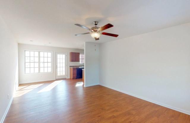 802 S. Old Sevierville Pike - 1 Gallery 4