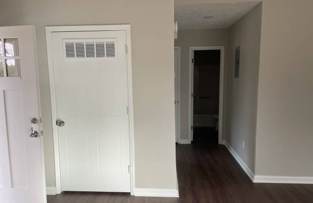 5641 Williamsburg Trace - 5641 Williamsburg Trce, Clayton County, GA 30349