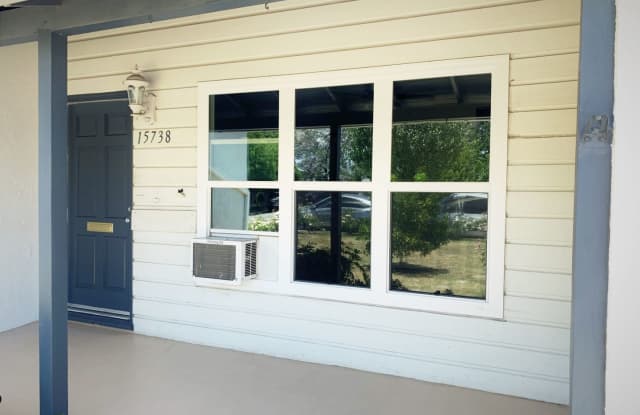 15738 Valerio Street Gallery 4