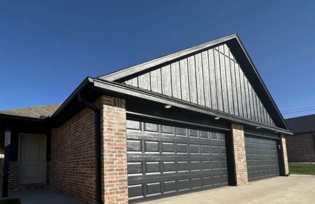 11516 University Ave photos photos