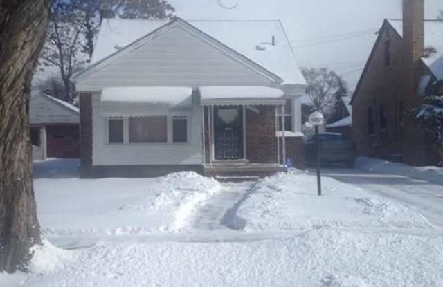 13570 Grandmont Ave photos photos