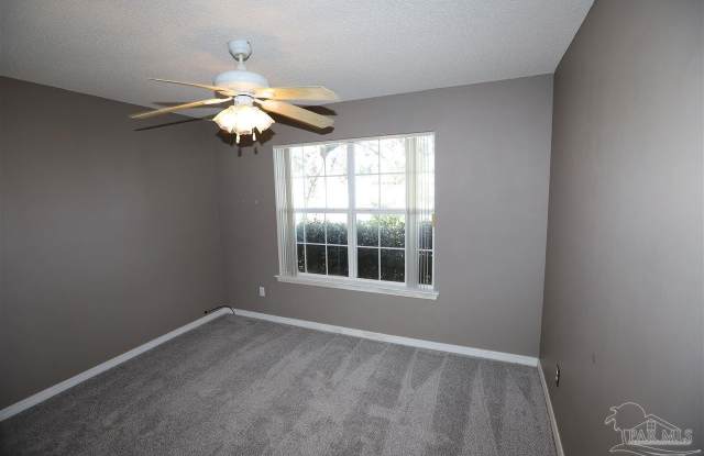 319 Mizzen Ln Gallery 3