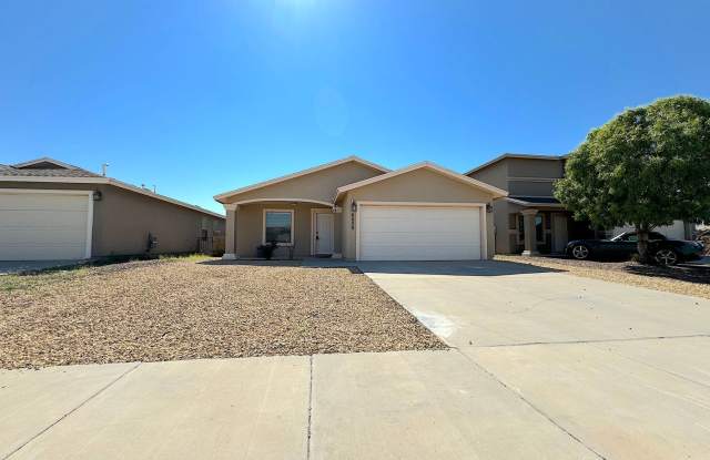 Northeast El Paso 3 Bed Refrig A/C photos photos