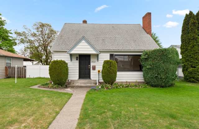 ***Coming soon July 1, 2026***Remodeled 4 Bed 1 Bath Shadle home Move-in Ready photos photos