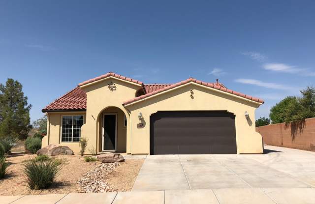 Gorgeous Home in Hidden Valley Gallery 1