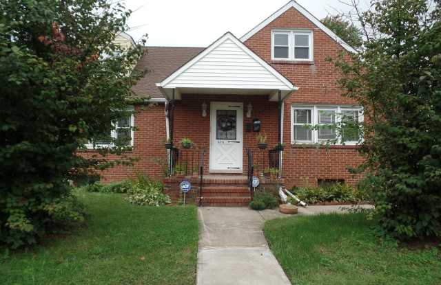 236 NEW HILLCREST Avenue photos photos 236 NEW HILLCREST Avenue photos photos