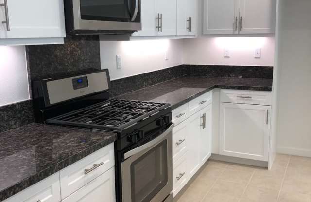 West Creek - 3 bedroom, 2.5 bath Townhome! photos photos