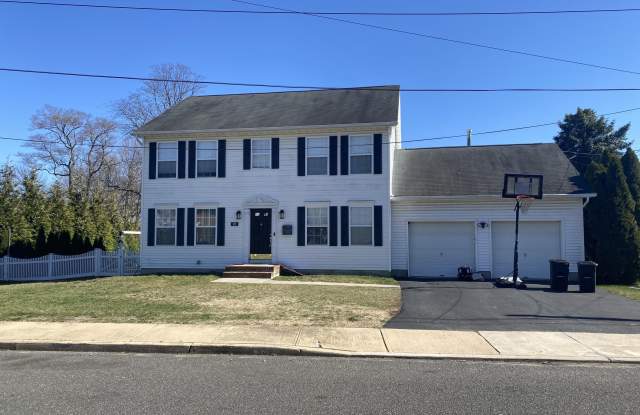 692 Gerard Avenue photos photos