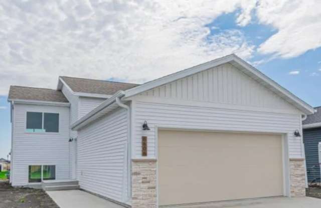 6606 68th St S photos photos