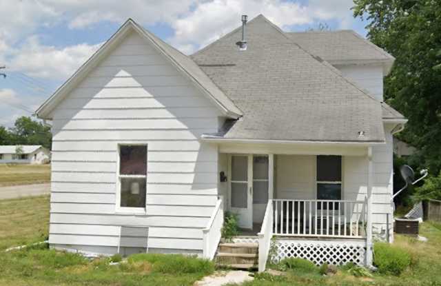 1102 S Coal St photos photos