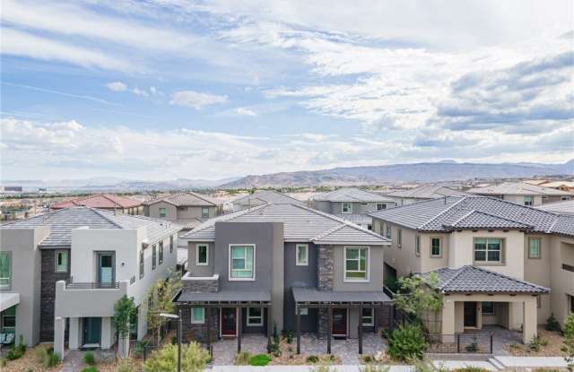 11672 Redwood Mountain Avenue Gallery 2