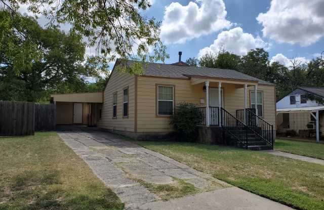 5029 Royal Dr Gallery 2