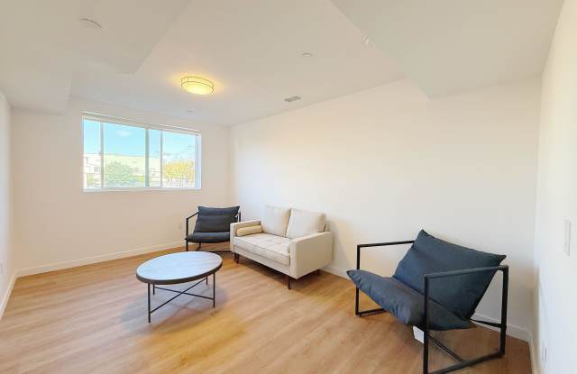 2642 Brighton Avenue - Co-Living Gallery 2