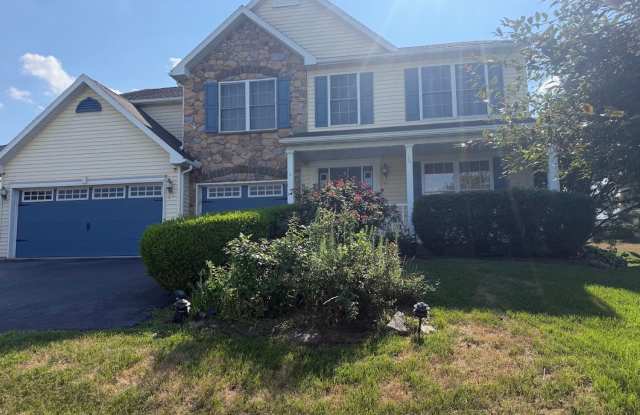 Beautiful 5 Bedroom, 3.5 Bathroom Home for Rent photos photos