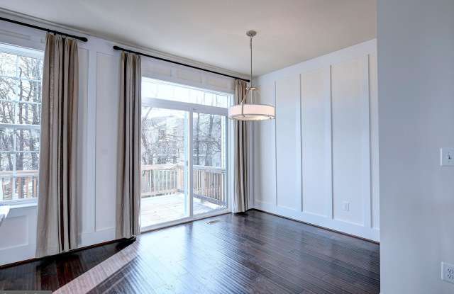 203 GUNTHER PLACE Gallery 3