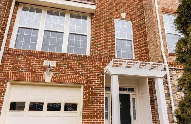 21927 WINDY OAKS Square Gallery 1