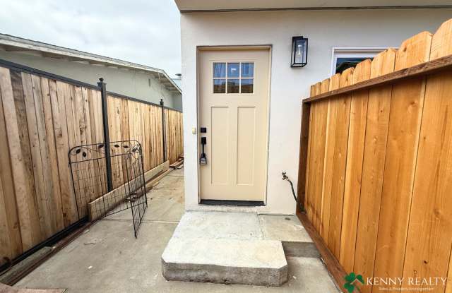 Brand New 2 Bed/2 Bath ADU with Balcony + A/C in South San Francisco photos photos