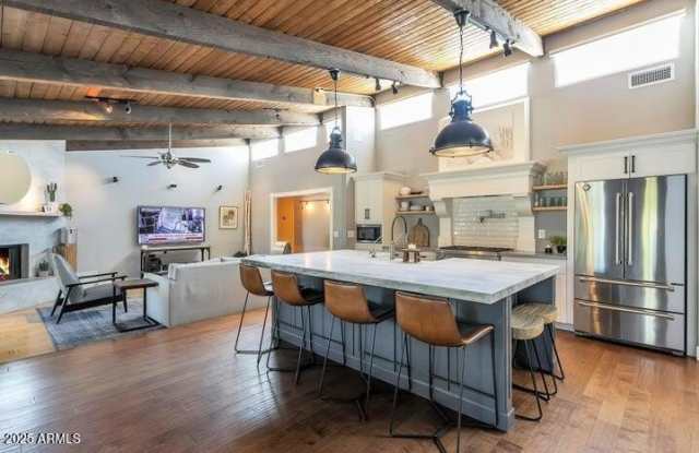 12617 N 71st Street photos photos
