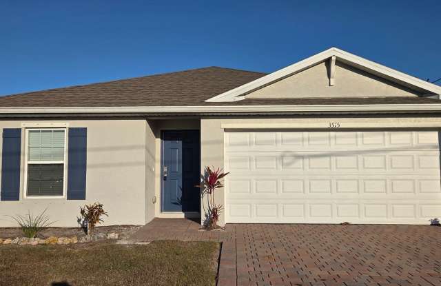 House for rent - 3515 Northeast 12th Place, Cape Coral, FL 33909